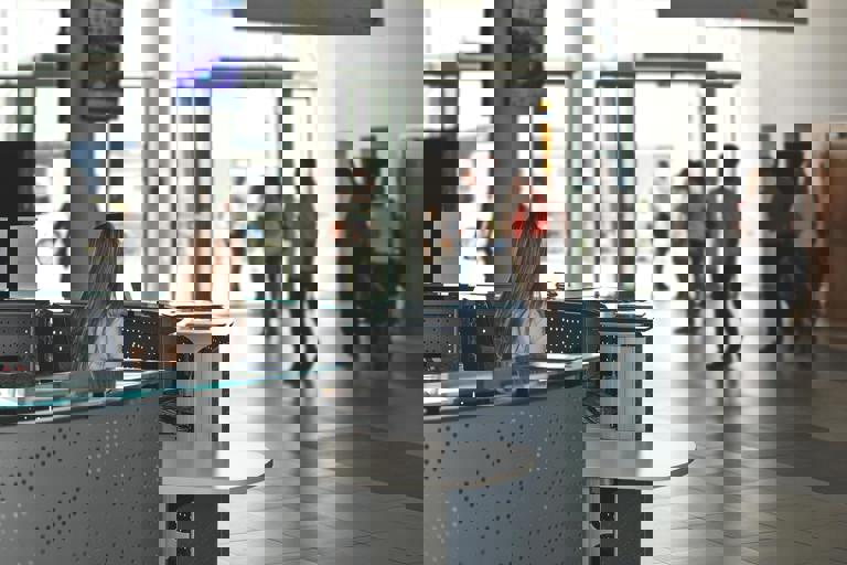 Sector hotelero anticipa temporada baja con nuevas ofertas de empleo temporal